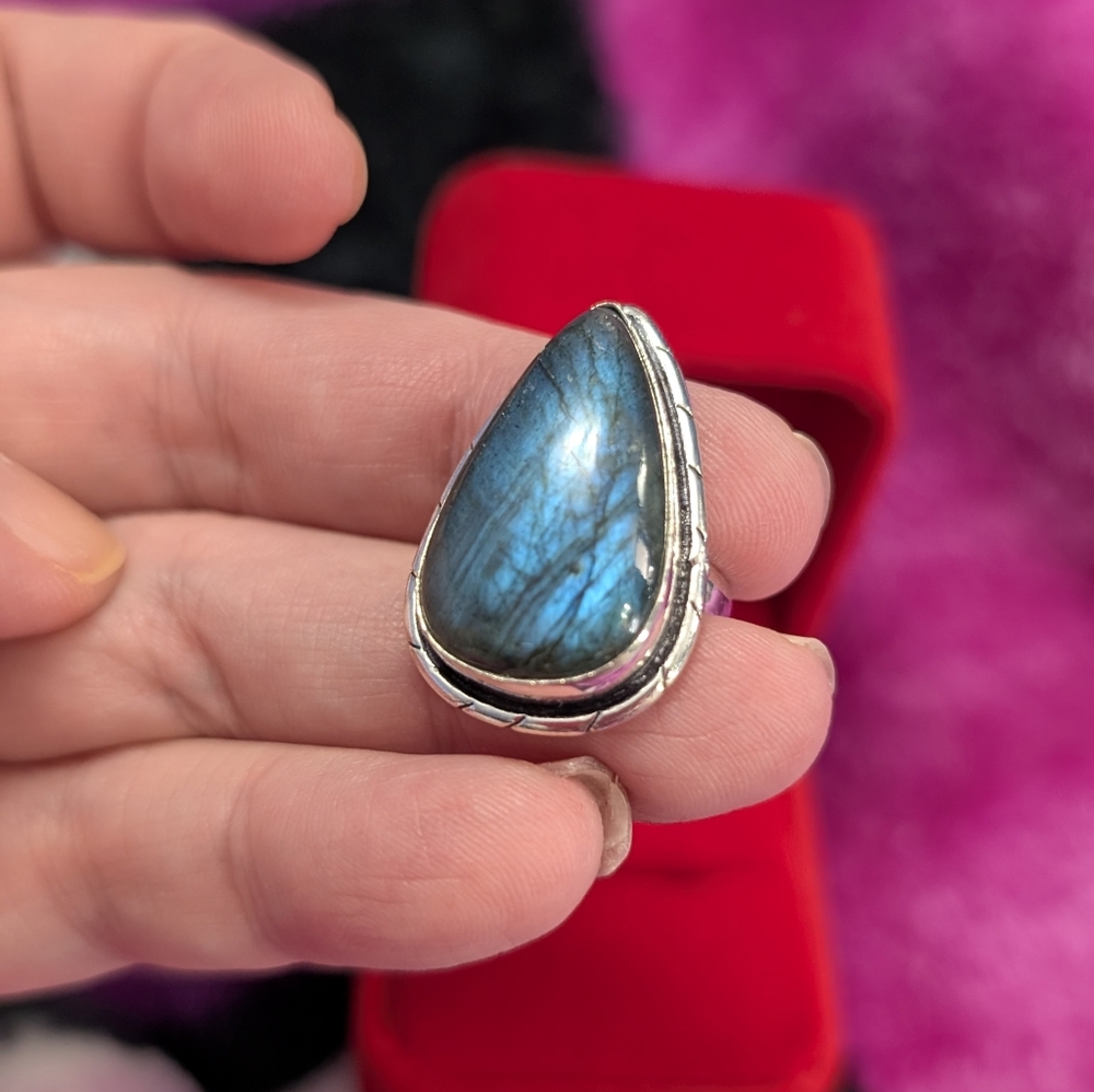 Handmade Vintage Style 💙 Blue Flash Labradorite  Sterling Silver Ring Size 8